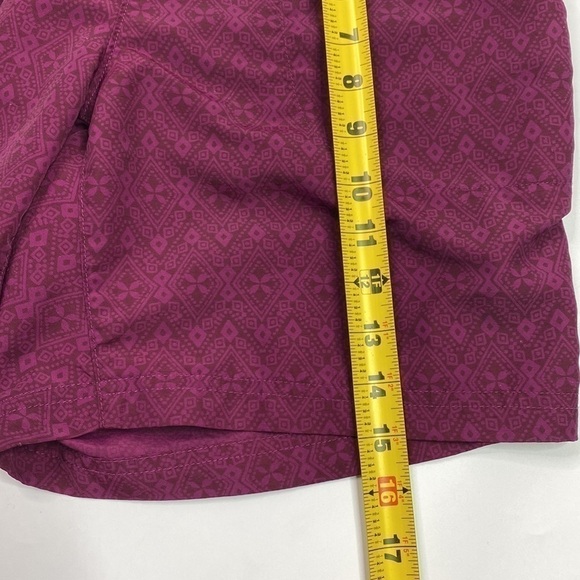 Duluth Trading Co Pink Go Go 7" Geometric Stretch Shorts Size Small - Picture 3 of 9